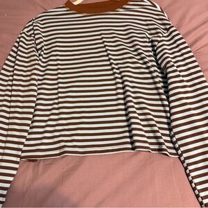 Women's Striped Long-Sleeve Crewneck Top in Brown & White